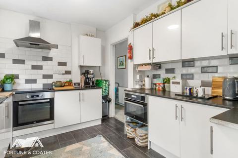 51 Collins Meadow, Harlow, CM19 4EW