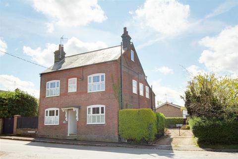 4 bedroom detached house for sale, Studham Lane, Dagnall, Nr Berkhamsted