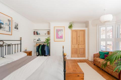 4 Withleigh Road, Bristol, BS4 2LQ