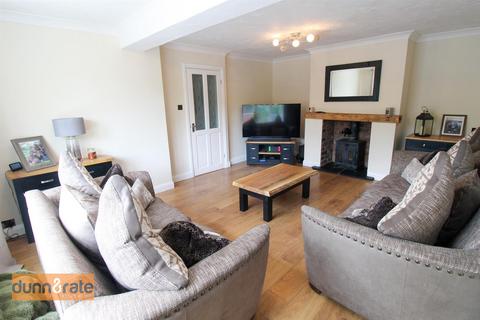 4 bedroom semi-detached house for sale, Greenfield Avenue, Stoke-On-Trent ST6