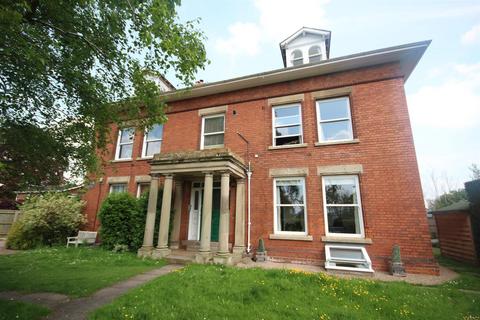 2 bedroom flat for sale, 24 Venns Lane, Hereford