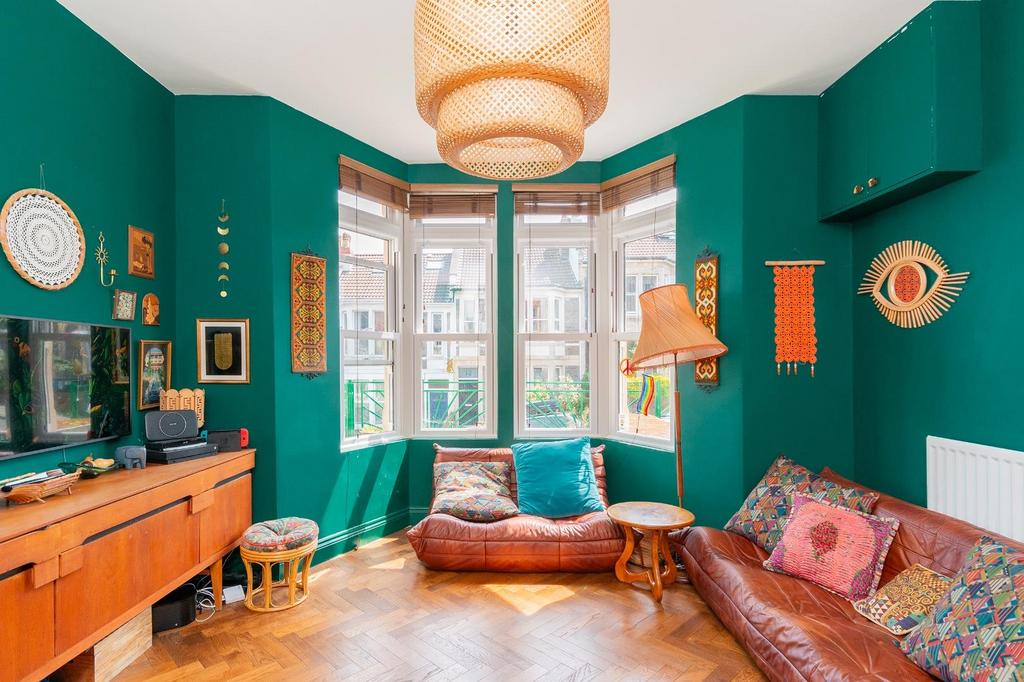 2 W3 RKE - Living Room C.jpg