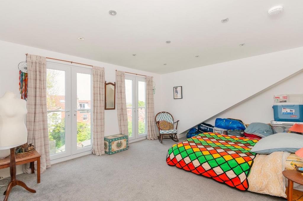 2 W3 RKE - Bedroom H.jpg