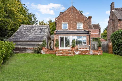 4 bedroom detached house for sale, Anne Howard Gardens, Arundel