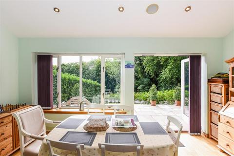 4 bedroom detached house for sale, Anne Howard Gardens, Arundel