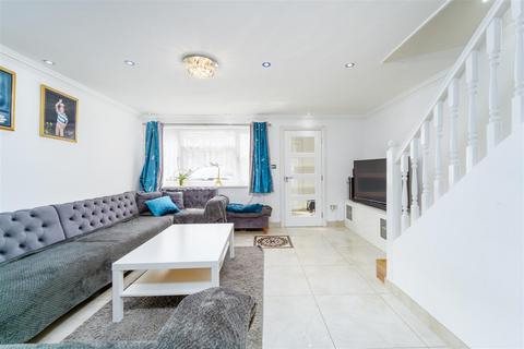 60 Sutton Hall Road, Hounslow, TW5 0PY