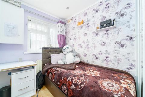 60 Sutton Hall Road, Hounslow, TW5 0PY