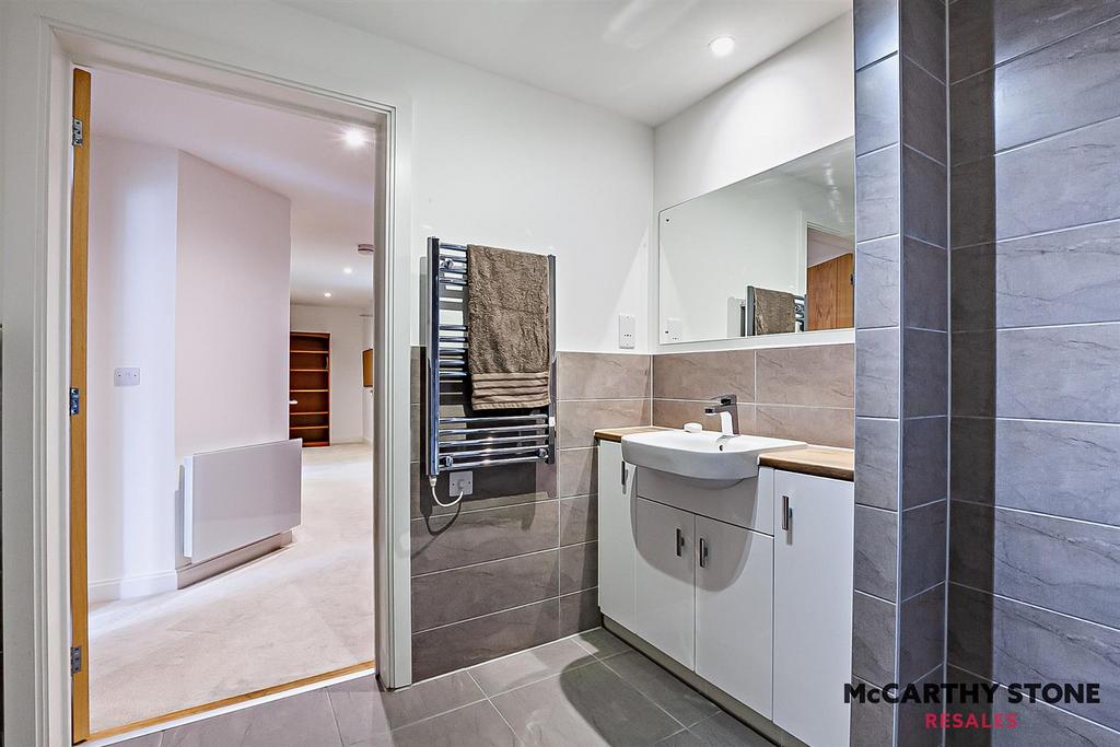 8594659-interior14-800.JPG