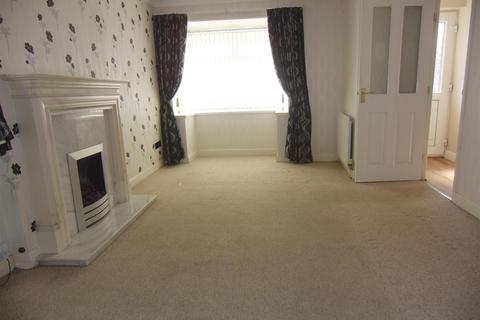 3 bedroom detached house to rent, Clayton Way, Leeds LS10