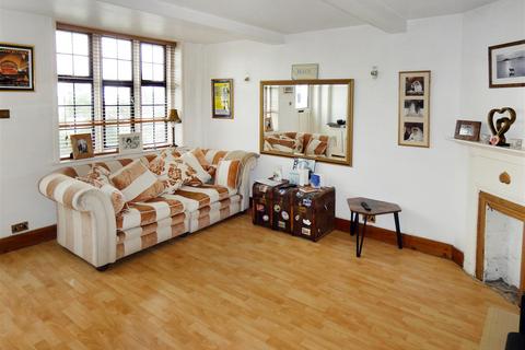 2 bedroom maisonette for sale, Grand Avenue, Worthing BN11
