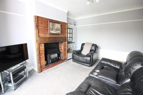 3 bedroom semi-detached house for sale, Cross Gates Avenue, Leeds LS15