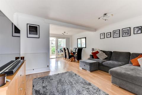 4 bedroom terraced house for sale, Wear Close, Worthing