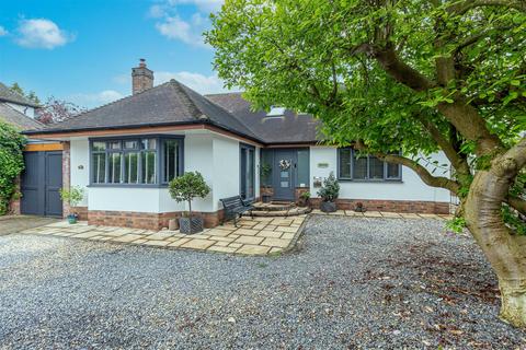 5 bedroom detached house for sale, Eltric Road, Worcester