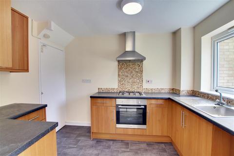 3 bedroom terraced house for sale, Swan Close, St. Ives