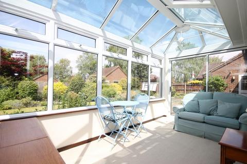 4 Fox Covert, Fetcham, Leatherhead, KT22 9XD
