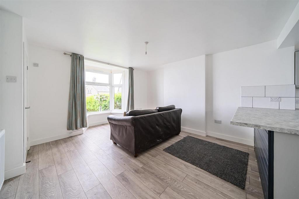 Dyfed Avenue, Townhill, Swansea 3 bed terraced house for sale £130,000