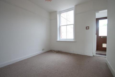 1 bedroom apartment to rent, Cambridge Road, East Cowes