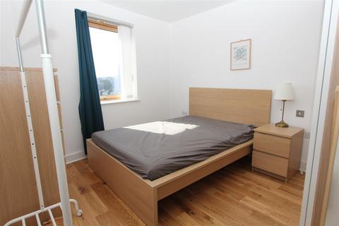 1 bedroom flat to rent, Clarence House, Leeds Dock
