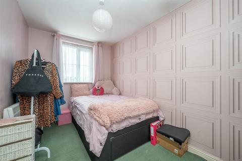 2 bedroom apartment for sale, 1 Waterway Court, Yardley Wood B14
