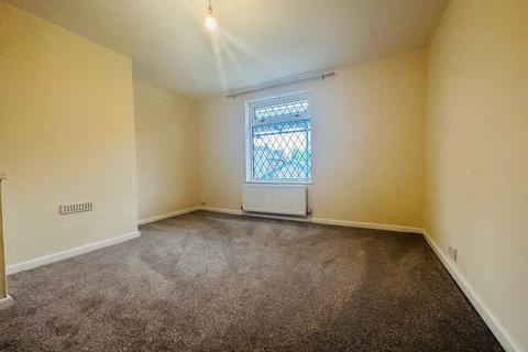 2 bedroom terraced house to rent, 36 Fountain St, Macclesfield, SK10 1JN