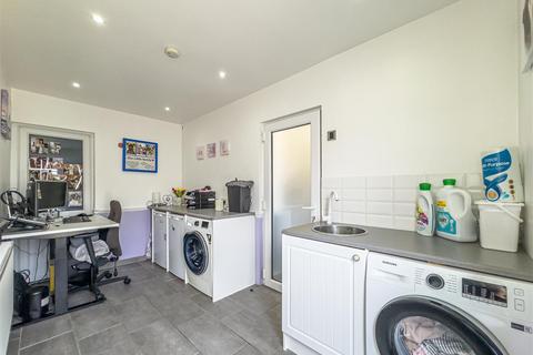 140 Burnham Road, Hullbridge, Hockley, SS5 6HJ