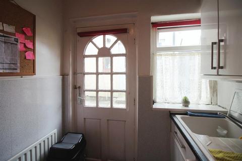 297 Leeds Road, Eccleshill, Bradford, BD2 3LD