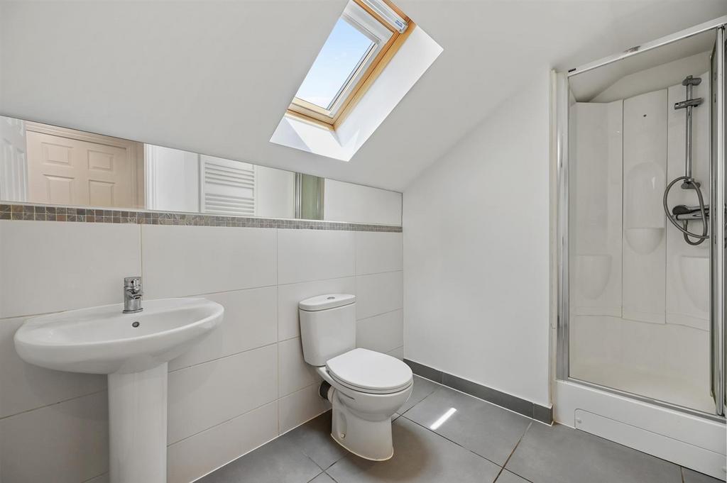 Shower Room.jpg