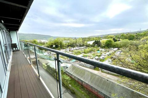 2 bedroom apartment for sale, Silk Mill, Elland