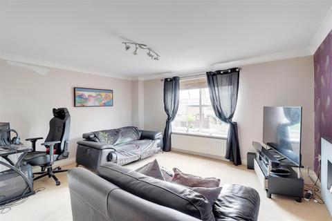 3 bedroom townhouse for sale, Lime Avenue, Brough