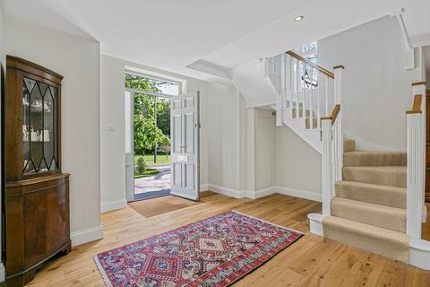 7 Cunliffe Close, Headley, Epsom, KT18 6EG