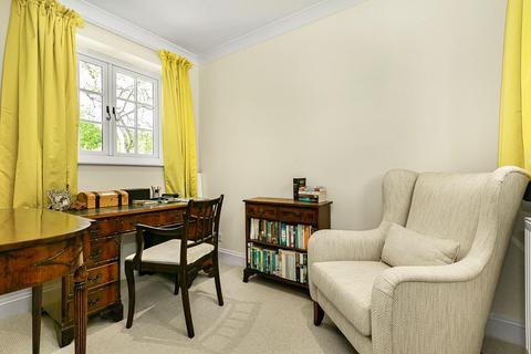 7 Cunliffe Close, Headley, Epsom, KT18 6EG