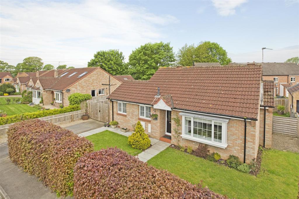Druids Meadow, Boroughbridge, York 2 bed bungalow for sale £350,000