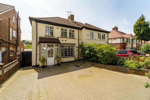 4 bedroom semi-detached house for sale, Great West Road, Hounslow TW5