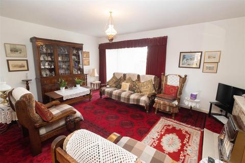 3 bedroom terraced house for sale, Purbeck Close, Preston Grange, North Shields
