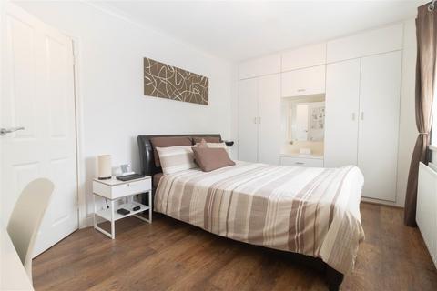 2 bedroom semi-detached house for sale, Edington Road, Marden