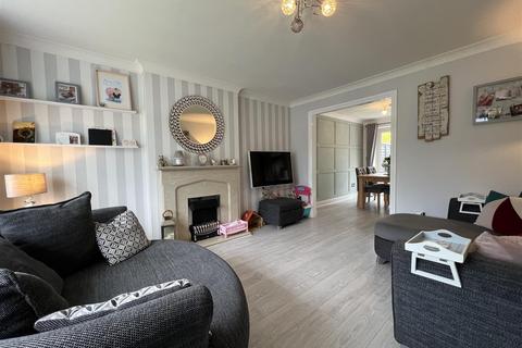 32 Camborne Close, Congleton, CW12 3BG
