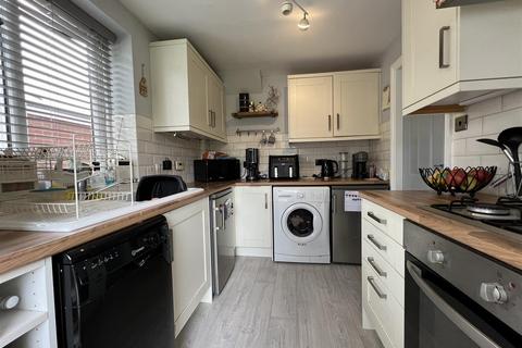 32 Camborne Close, Congleton, CW12 3BG
