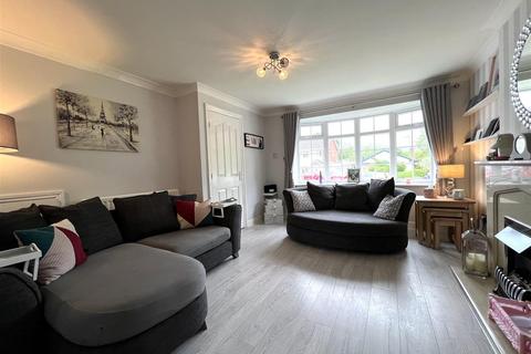 32 Camborne Close, Congleton, CW12 3BG
