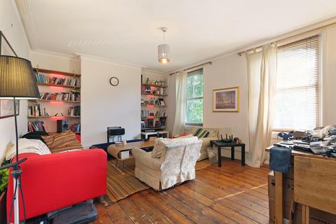 2 bedroom maisonette for sale, Eastlake Road, London, SE5