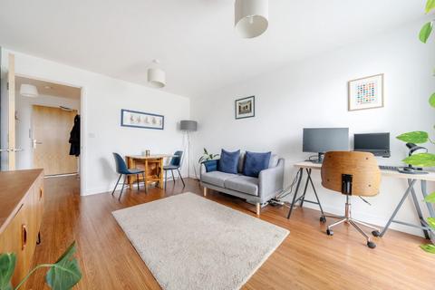 1 bedroom flat for sale, Ashmore Road, London