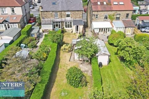 3 bedroom semi-detached house for sale, Cliffe Avenue Baildon, Shipley, West Yorkshire, BD17 6PD - SR