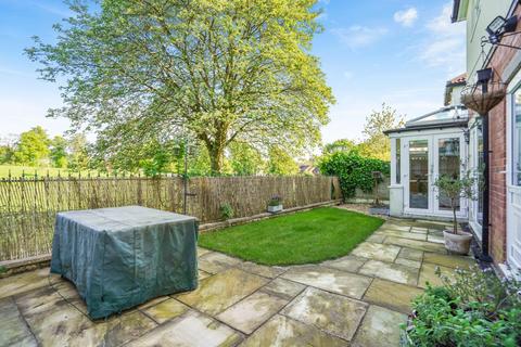 6 Bentcliffe Gardens, Leeds, LS17 6QS