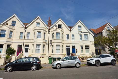 1 bedroom flat for sale, Bedford Grove, Eastbourne