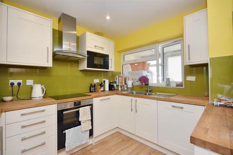 2 bedroom semi-detached bungalow for sale, Tamarack Close, Eastbourne