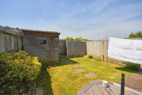 2 bedroom semi-detached bungalow for sale, Tamarack Close, Eastbourne