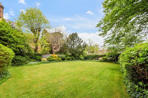 2 bedroom apartment for sale, Rydal Court, The Downs, Wimbledon, SW20