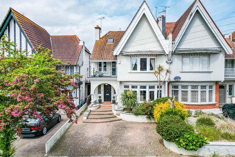 6 bedroom semi-detached house for sale, Crowstone Avenue, Chalkwell