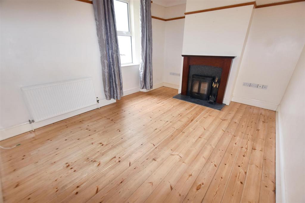 Clinton Road, Redruth 3 bed terraced house for sale £279,950