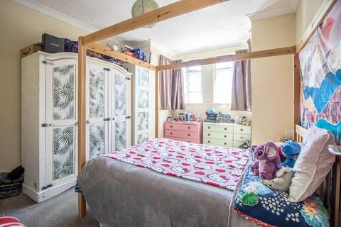 1 bedroom maisonette for sale, North Avenue, Southend-on-Sea SS2