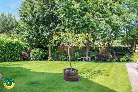 9 Mallard Chase, Hatfield, Doncaster, DN7 6ED